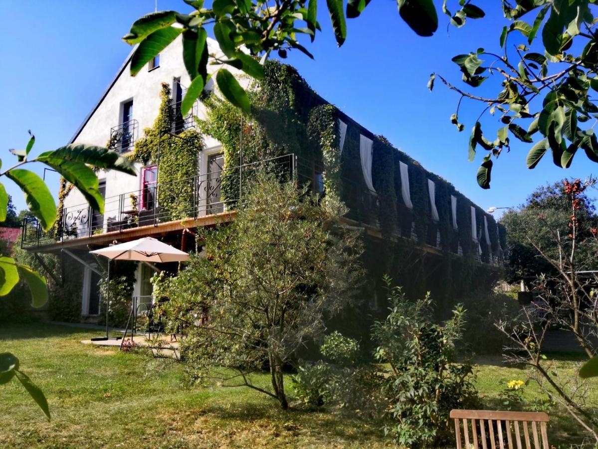 Apartmány Ruprechtov Hroznetin Exteriér fotografie